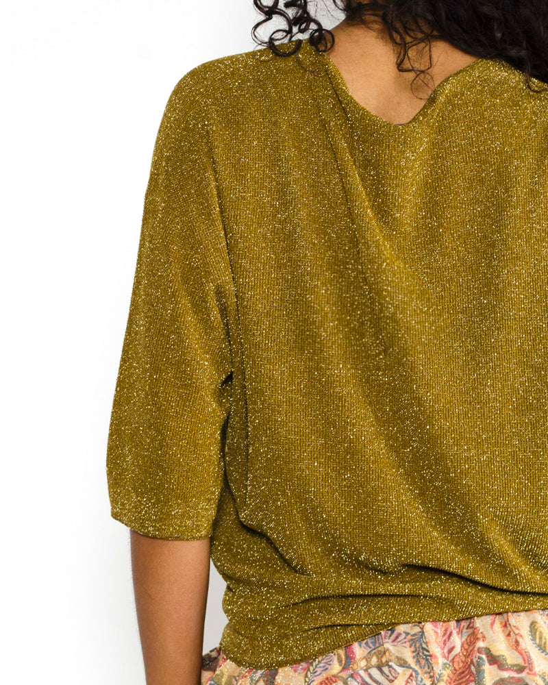 Pull col v m3/4 momoni