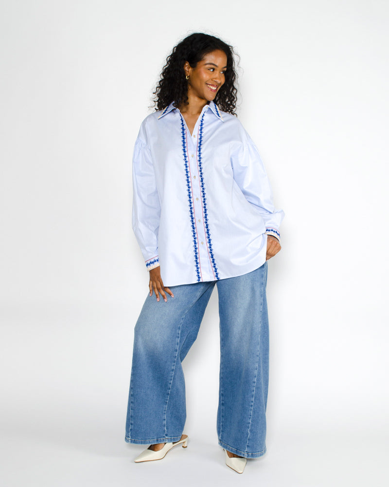 Chemise brodee poches momoni