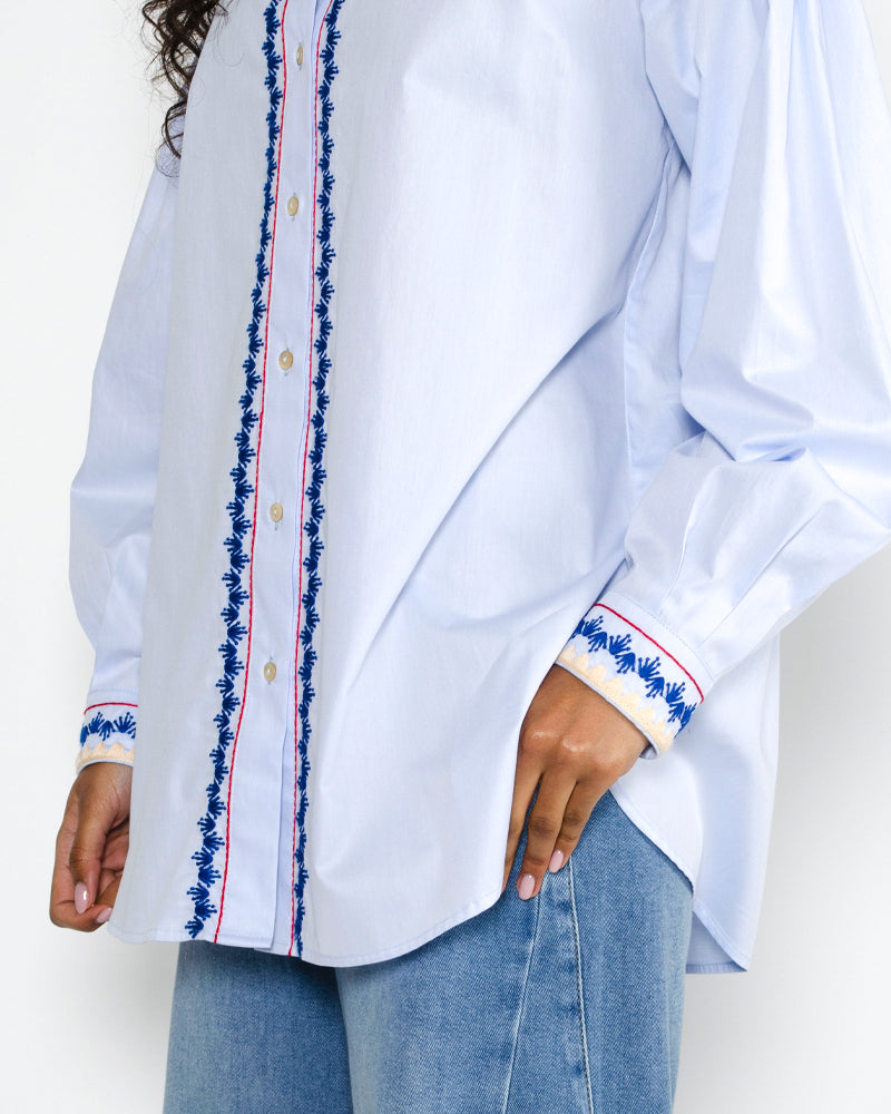 Chemise brodee poches momoni