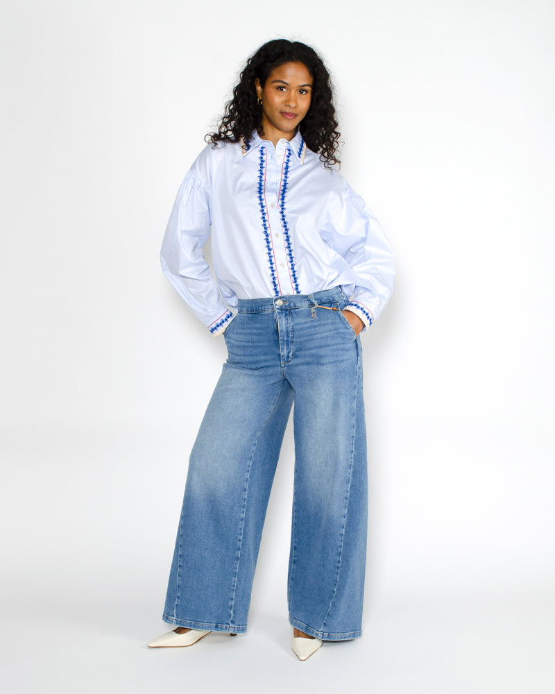 Chemise brodee poches momoni