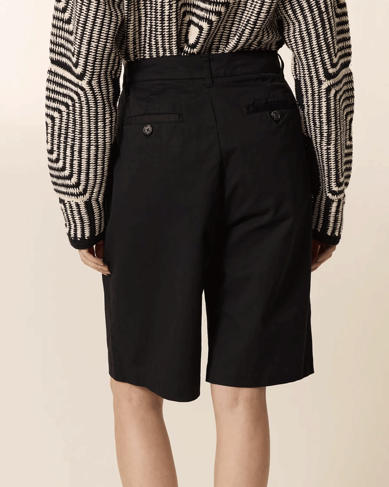 Bermuda leon and harper