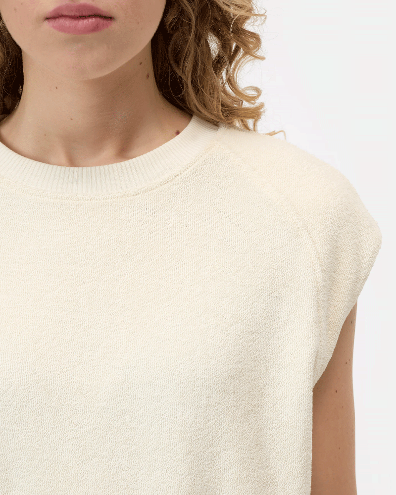 Sweat closed women