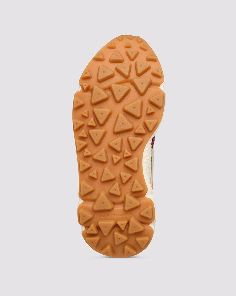 Baskets flower mountain