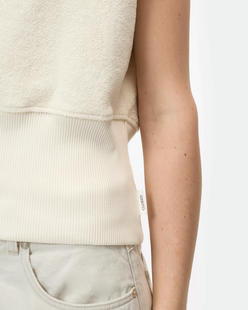 Sweat closed women