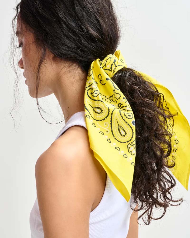 Foulard essentiel