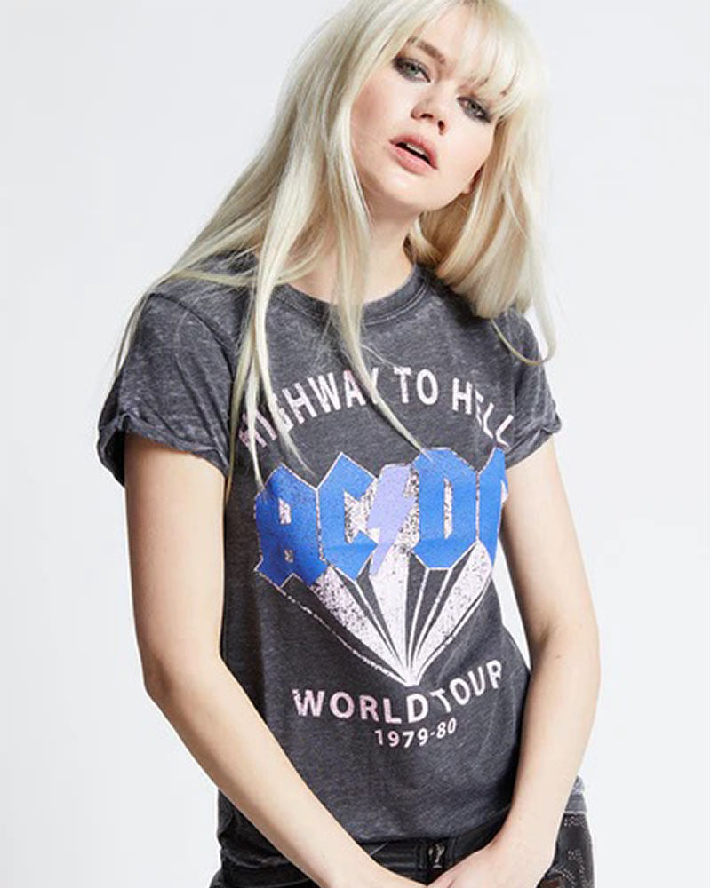 Tee shirt acdc karma