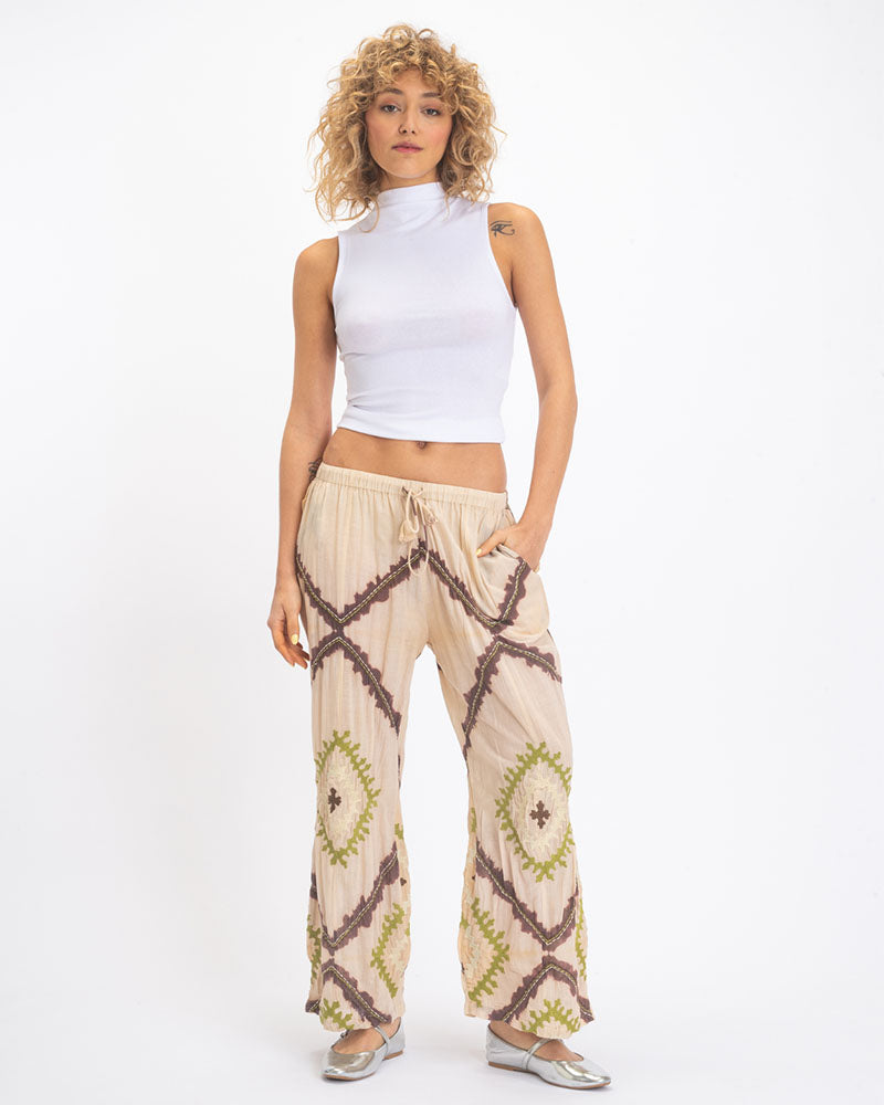 Pantalon v de vinster