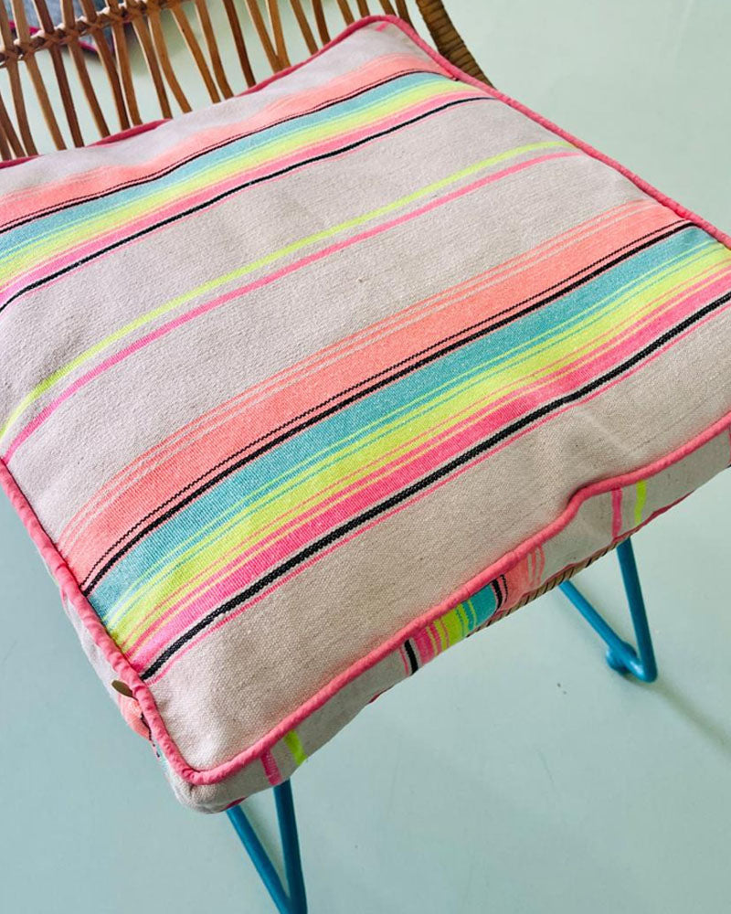 Coussin neonstripe 40x40 noï
