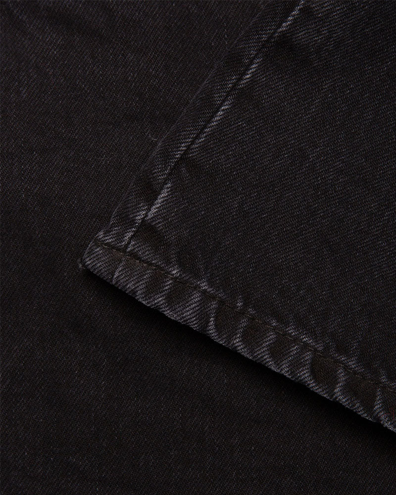 Short maeve nudie woman