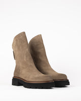 Boots mat 20
