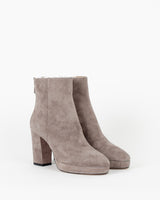 Boots lola cruz