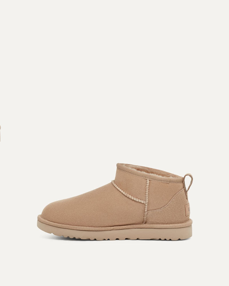 Chaussures fourrées UGG - Boots classic ultra mini ugg