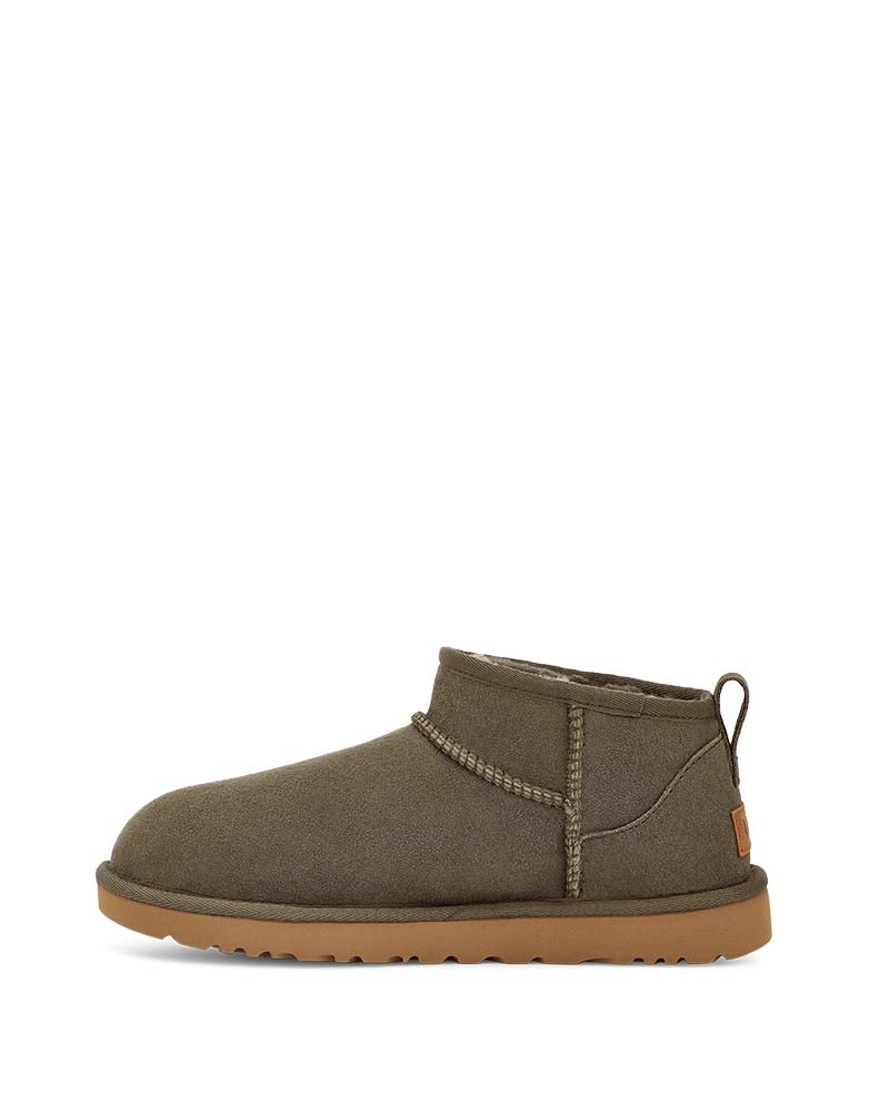Boots classic ultra mini ugg