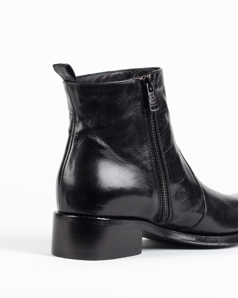 Boots king tartufoli