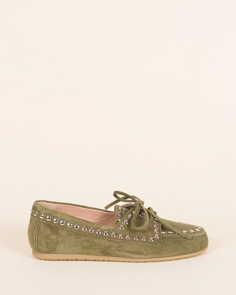 Mocassins kennel and schmenger