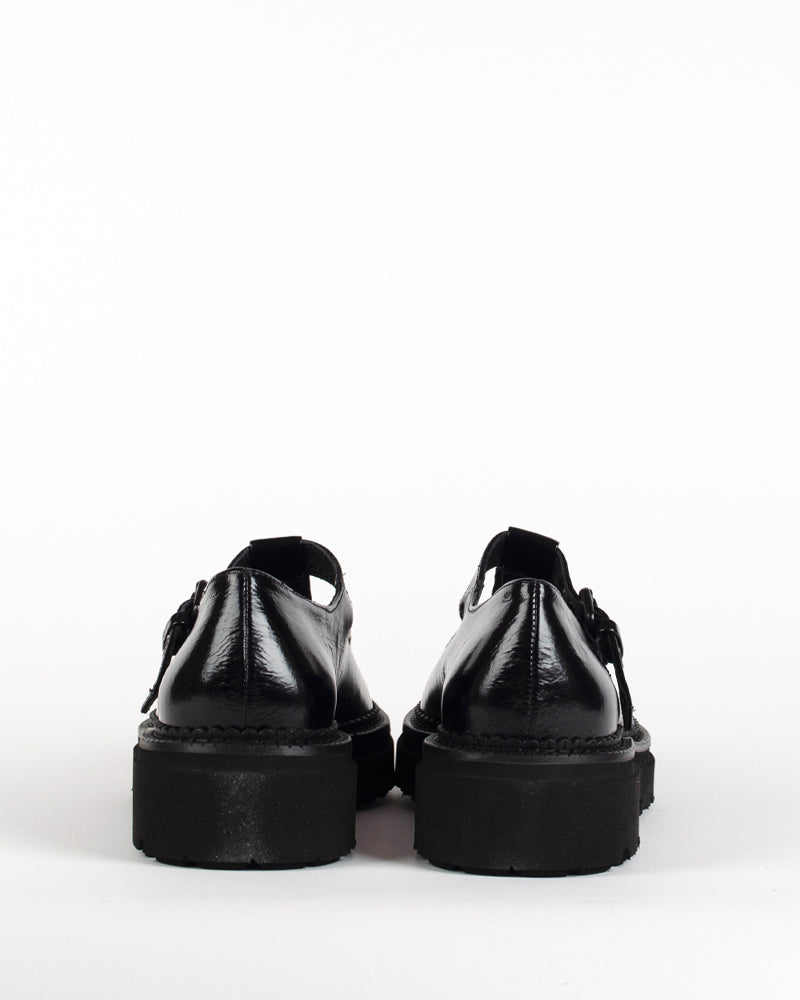 Babies kennel and schmenger