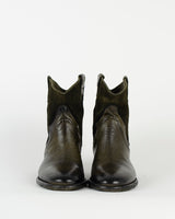 Boots jo ghost