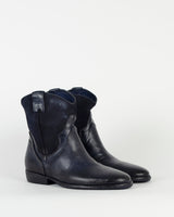 Boots jo ghost