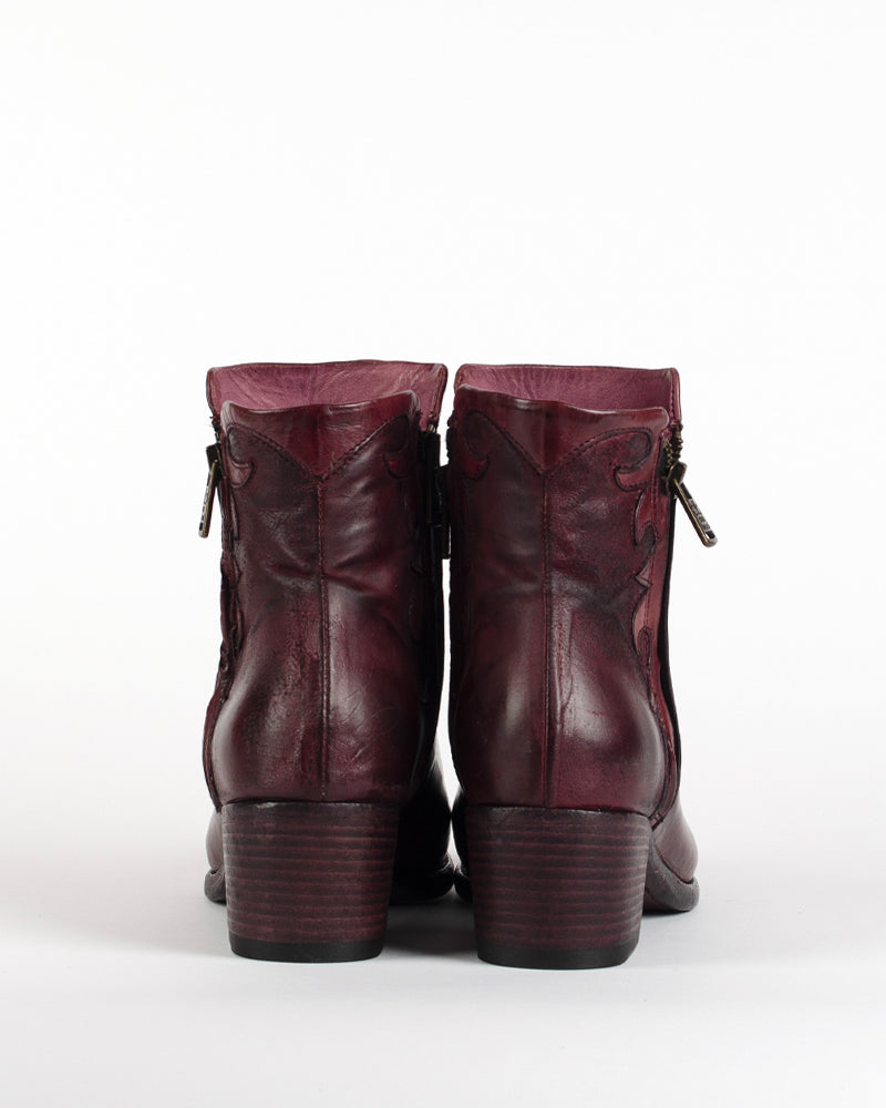 Boots king tartufoli