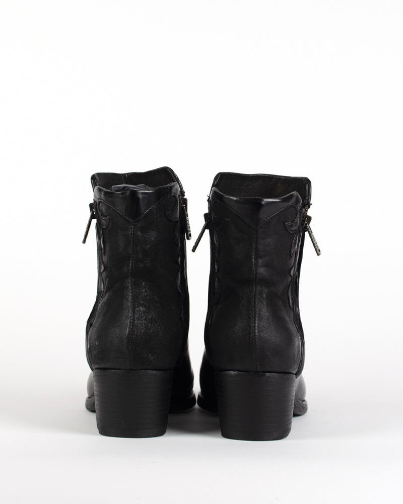 Boots king tartufoli