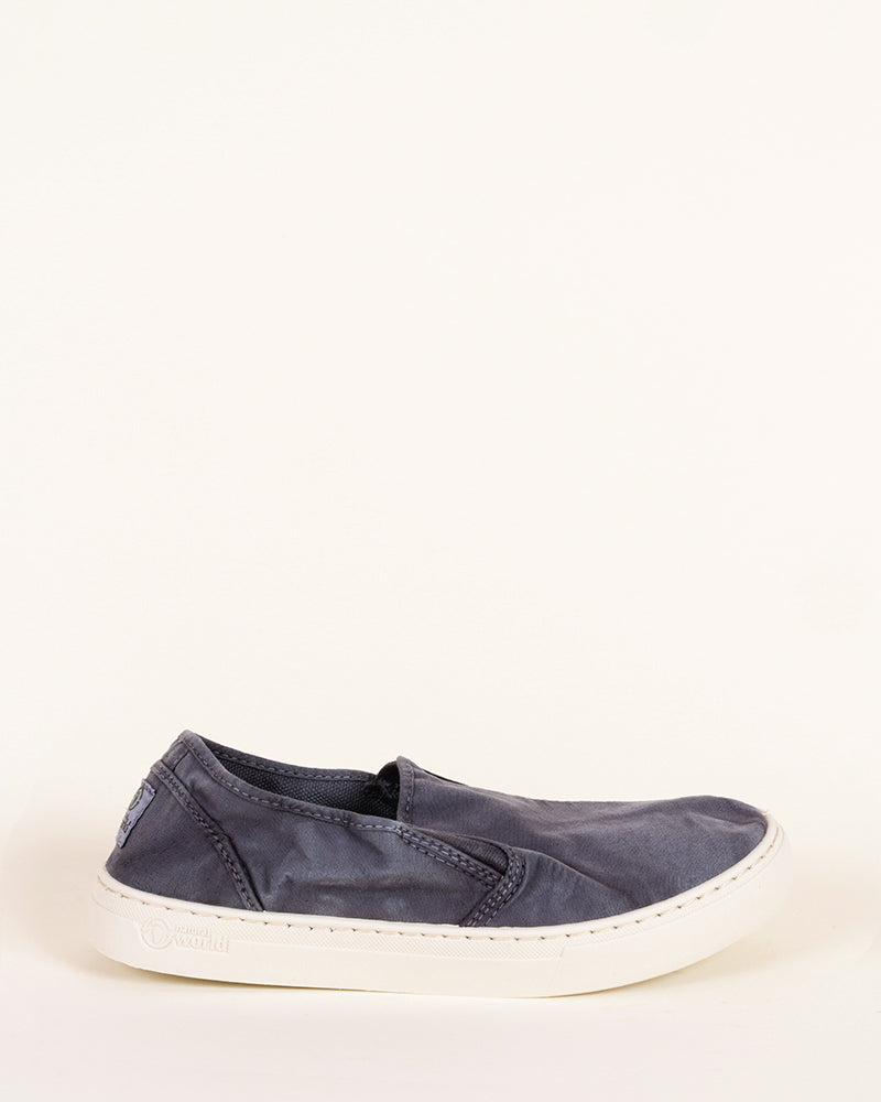 Bateau natural world