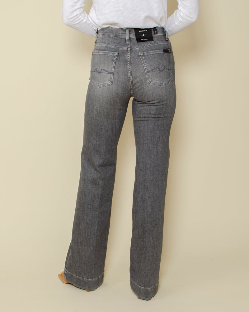 Jean modern dojo seven