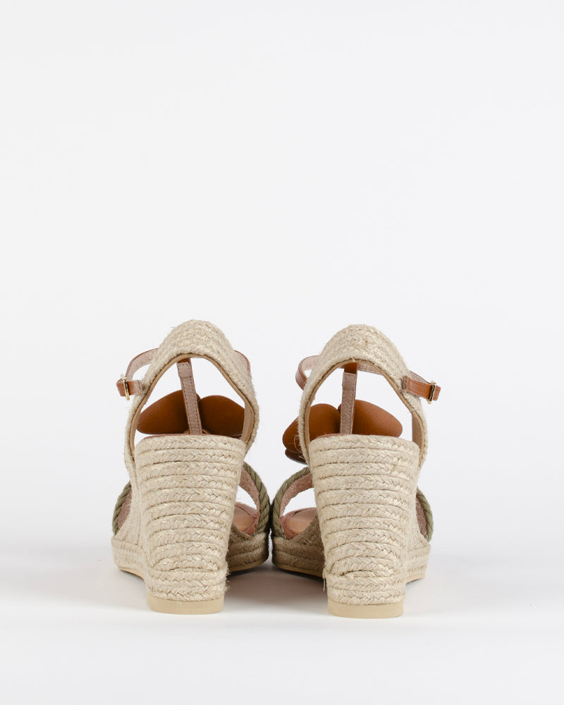 Sandale compensee fleur casteller