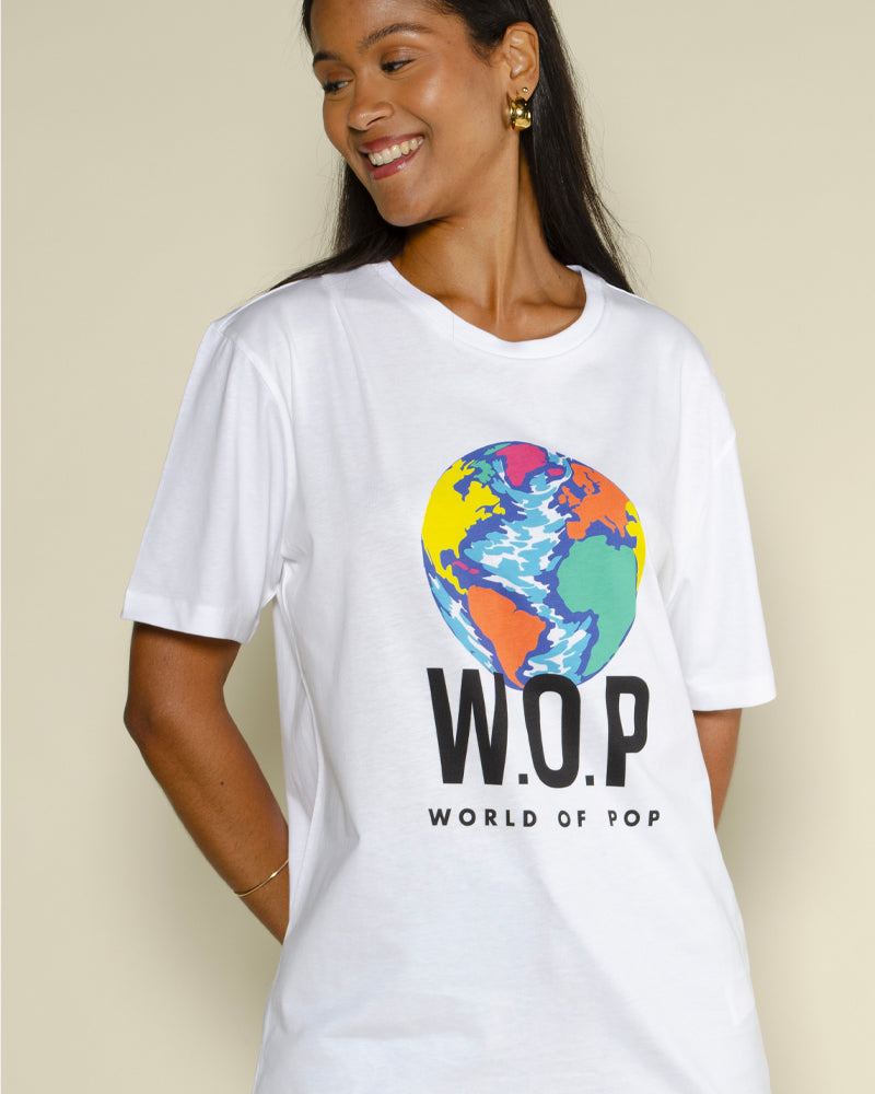 Tee shirt world of pop