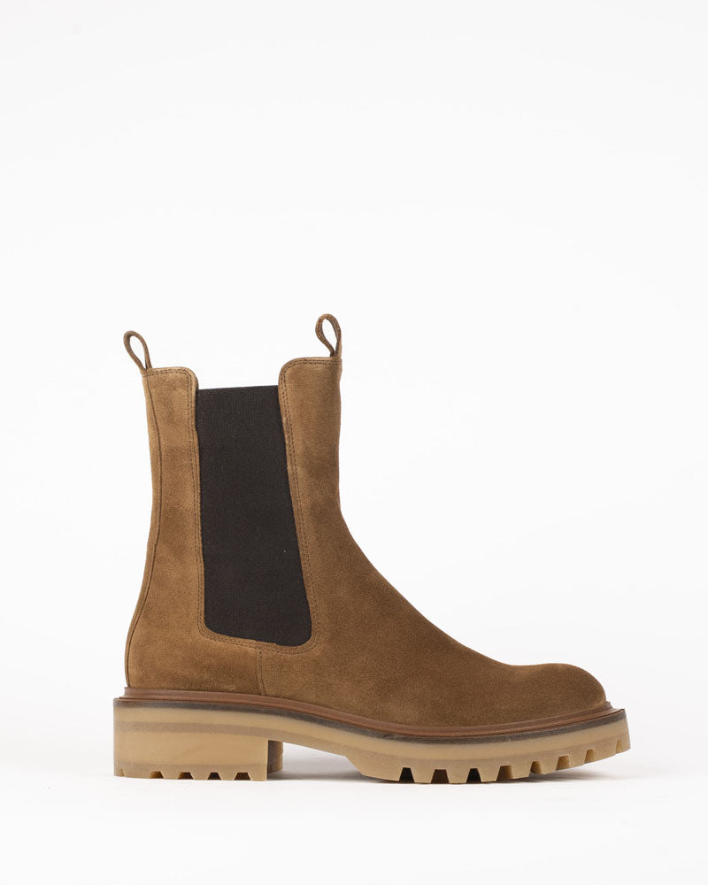 Boots billi bi
