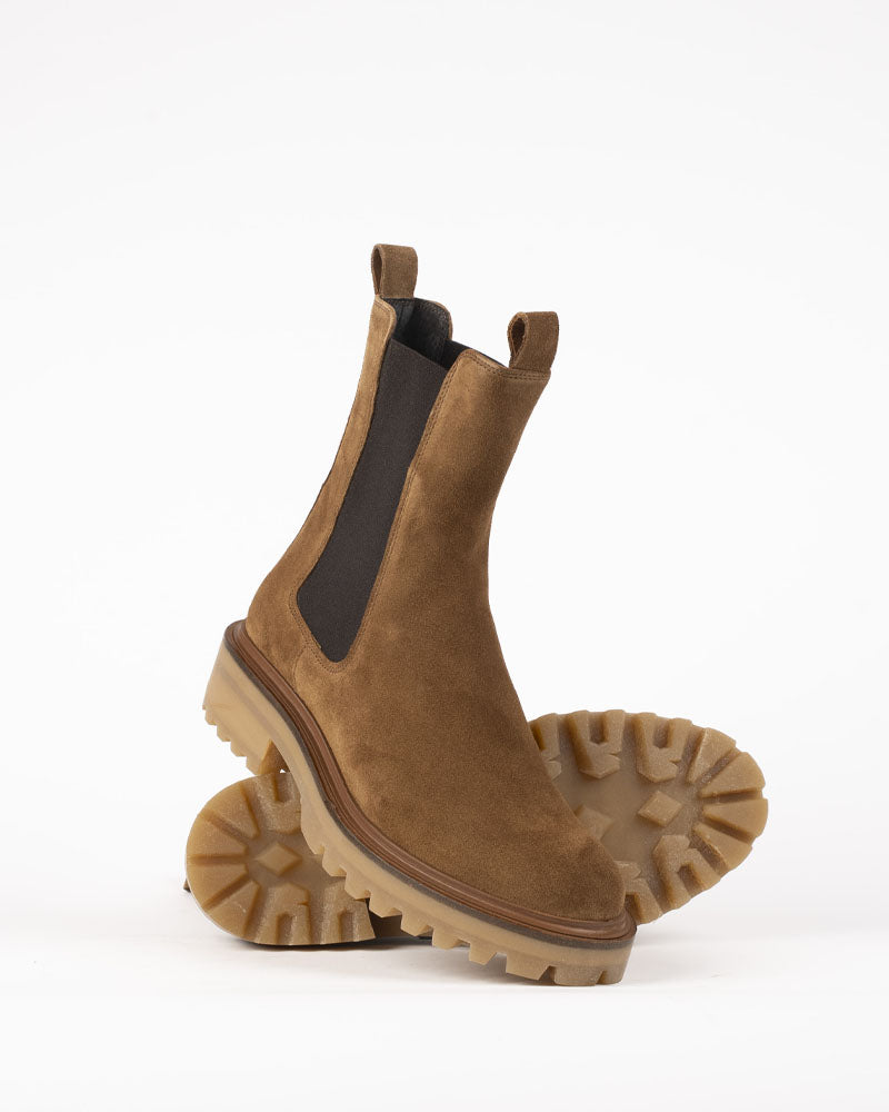 Boots billi bi