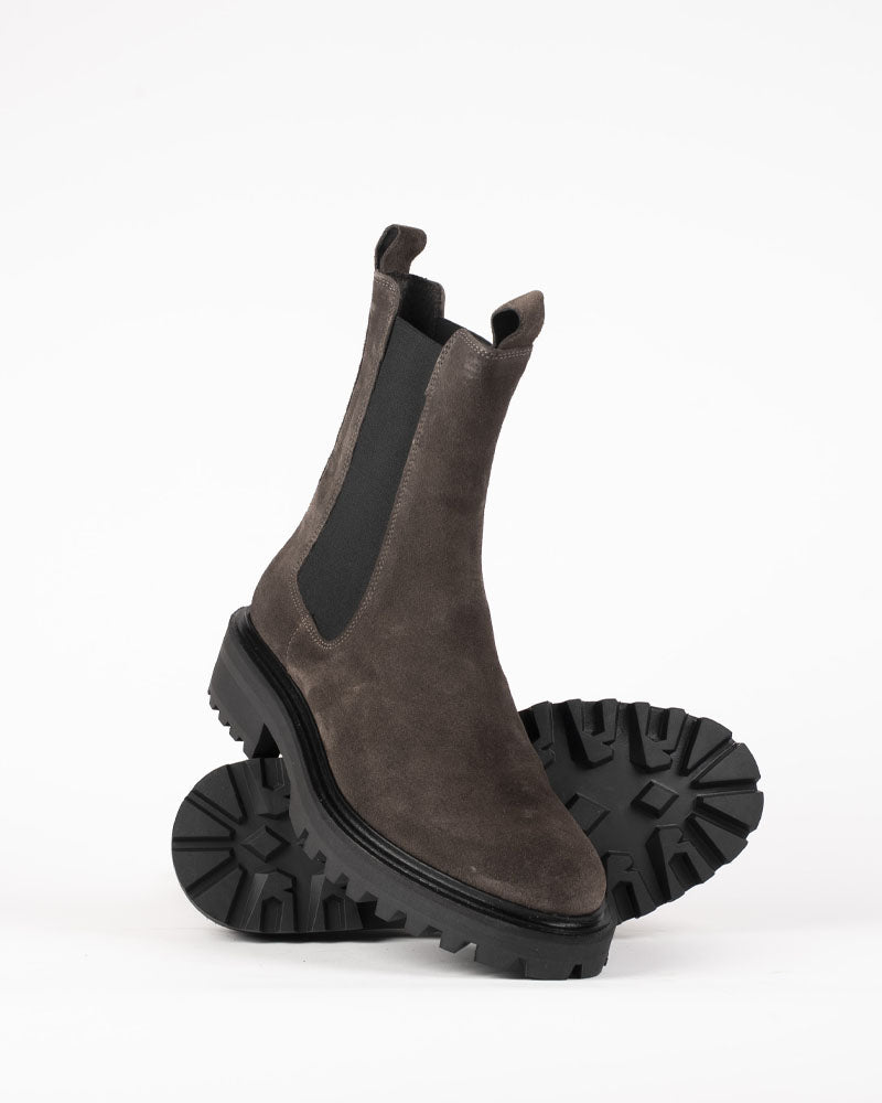 Boots billi bi