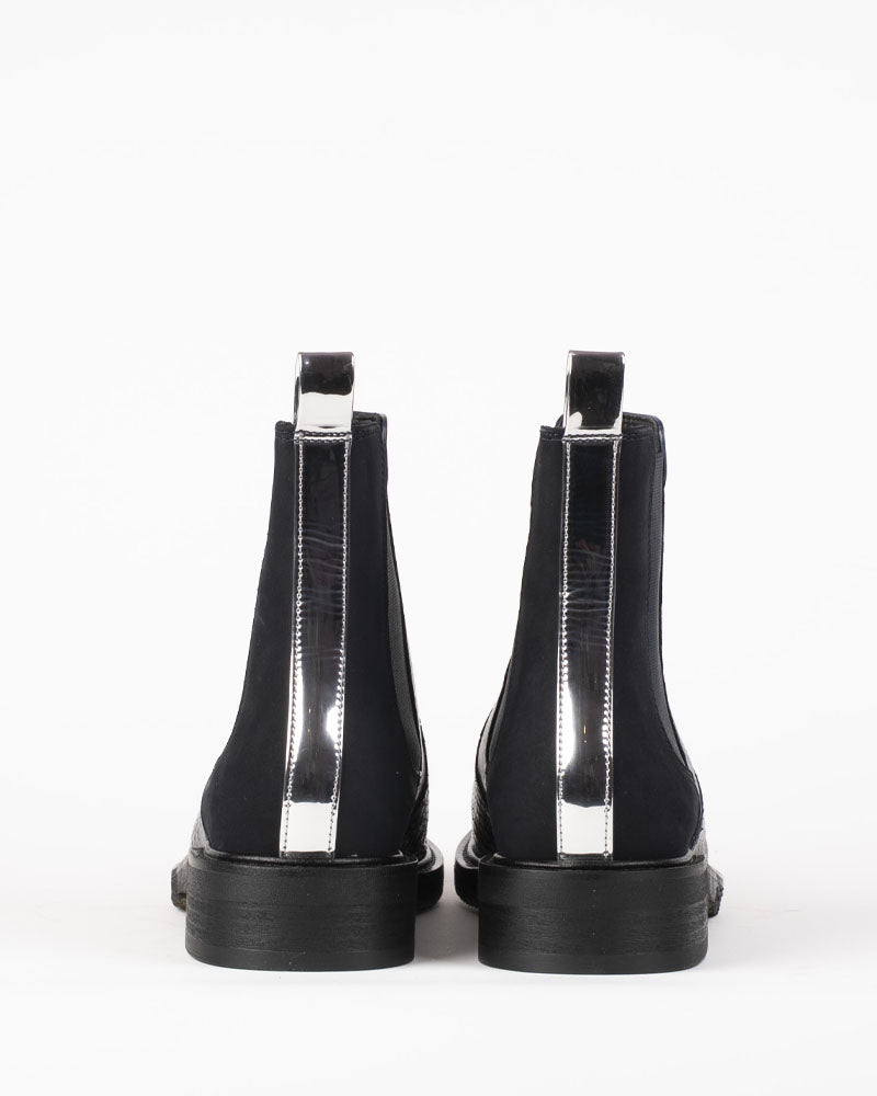 Boots billi bi
