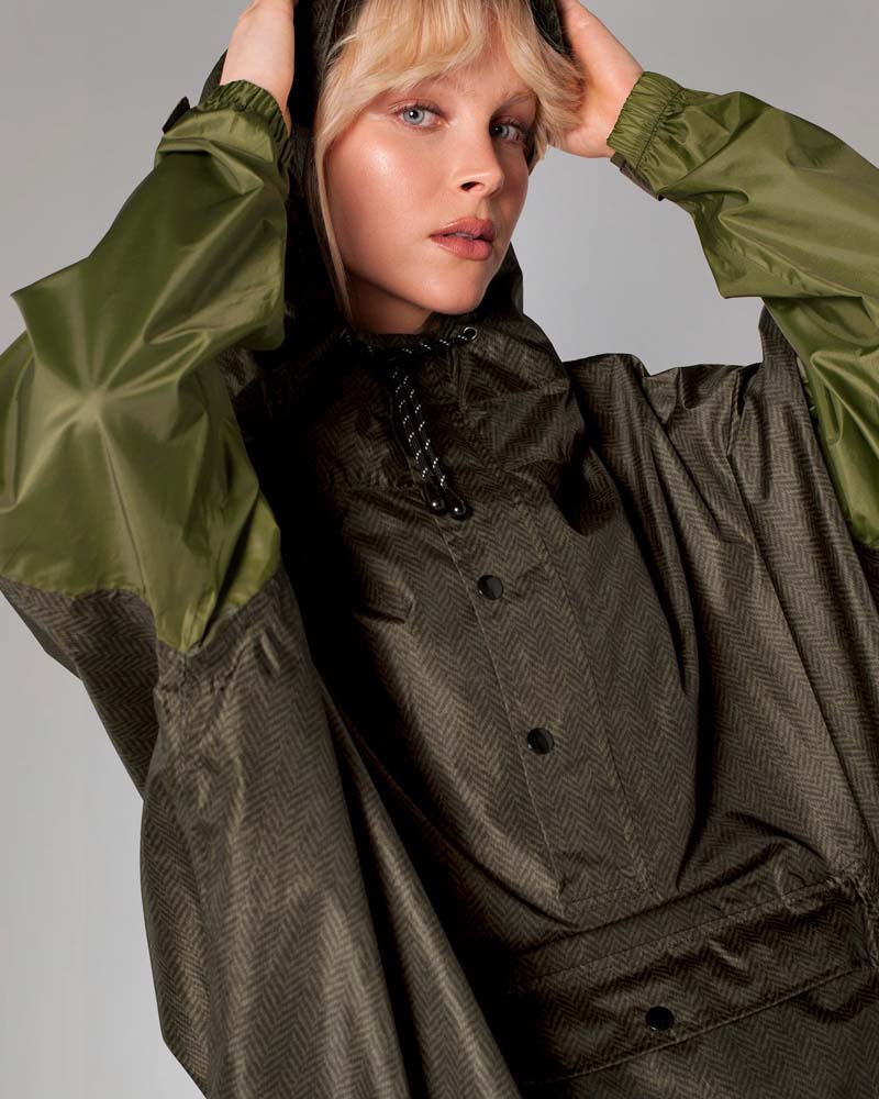 Anorak rain kiss