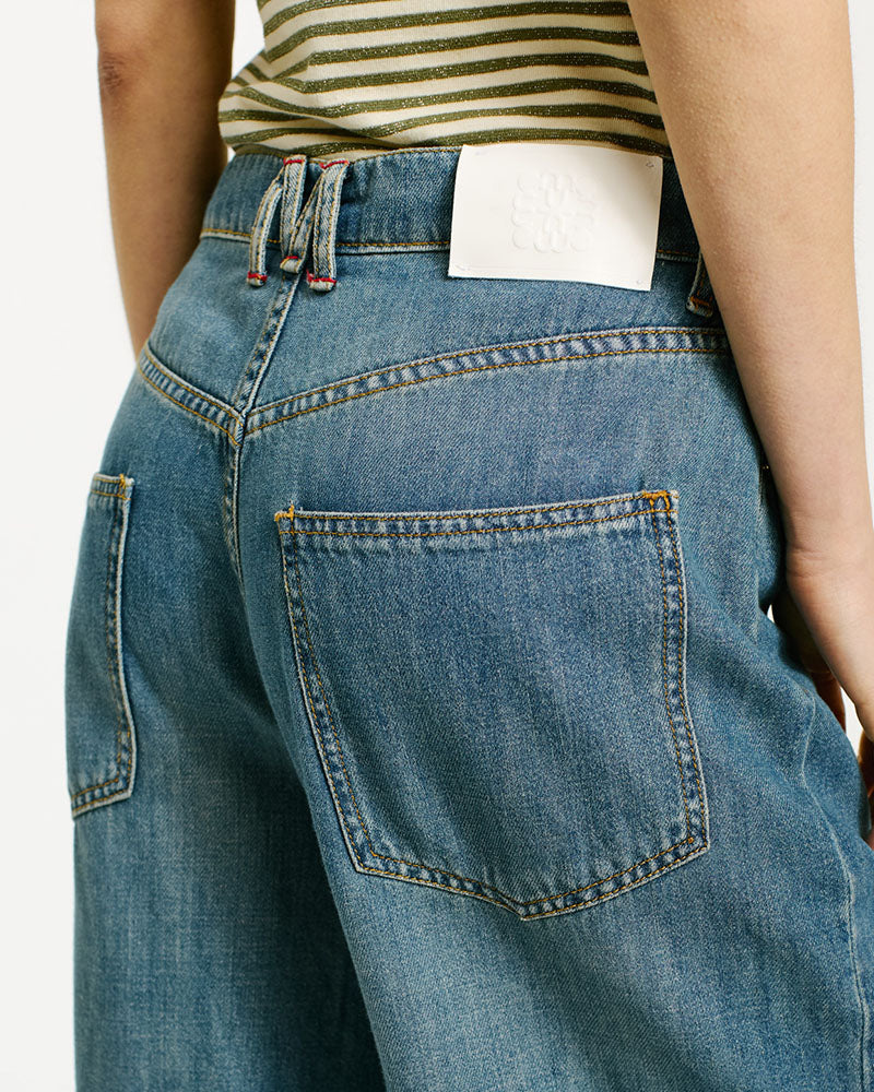 Jean large momoni