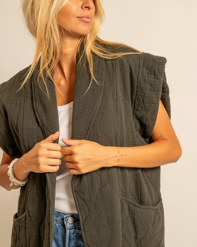 Veste sans manches aokyanos