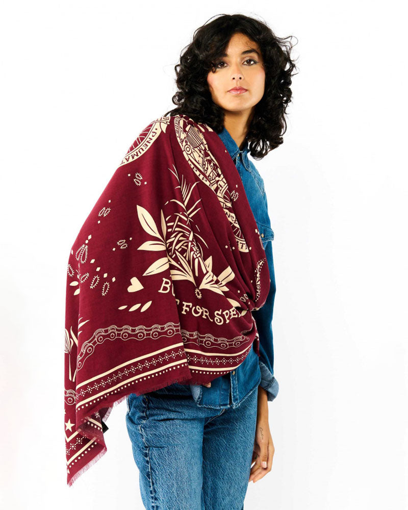 Foulard 130x130 wild