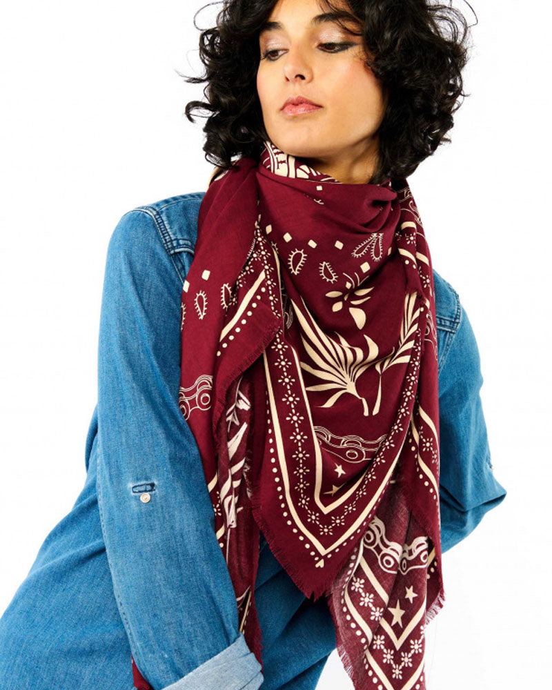 Foulard 130x130 wild