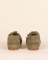 Mocassins posa