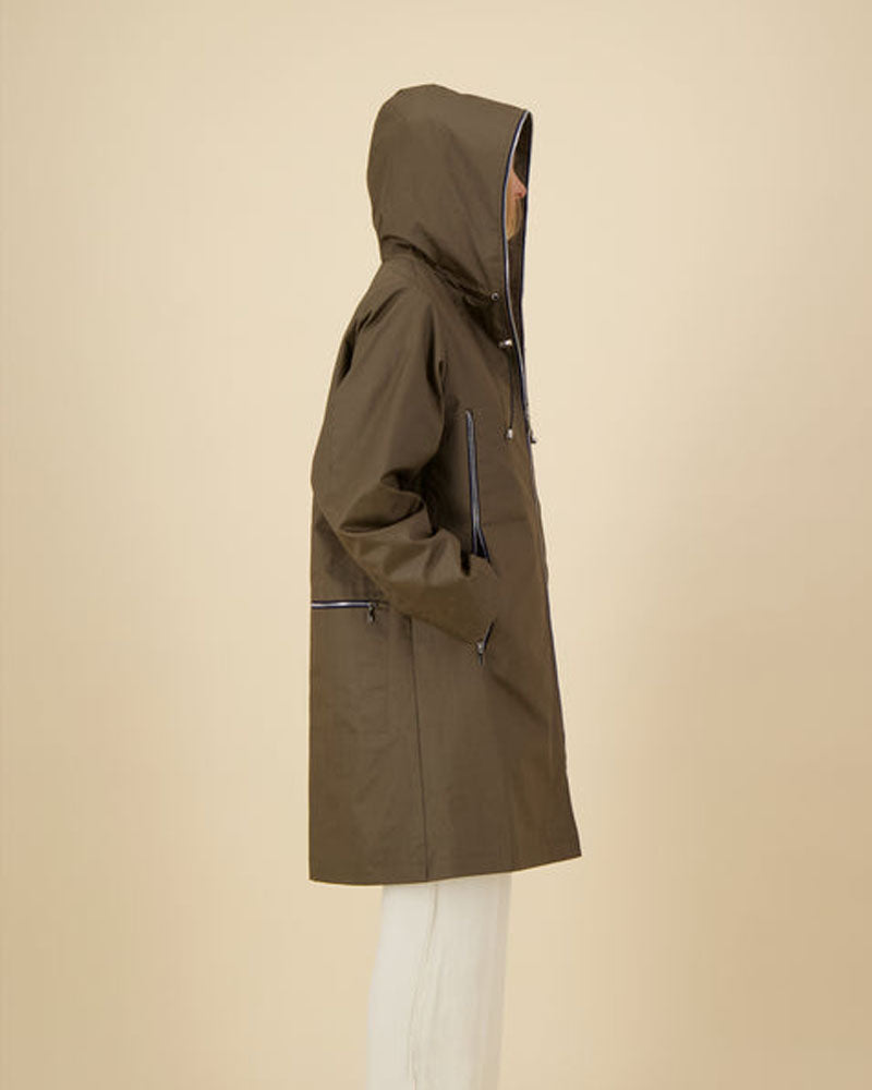 Trench bronze pret pour partir