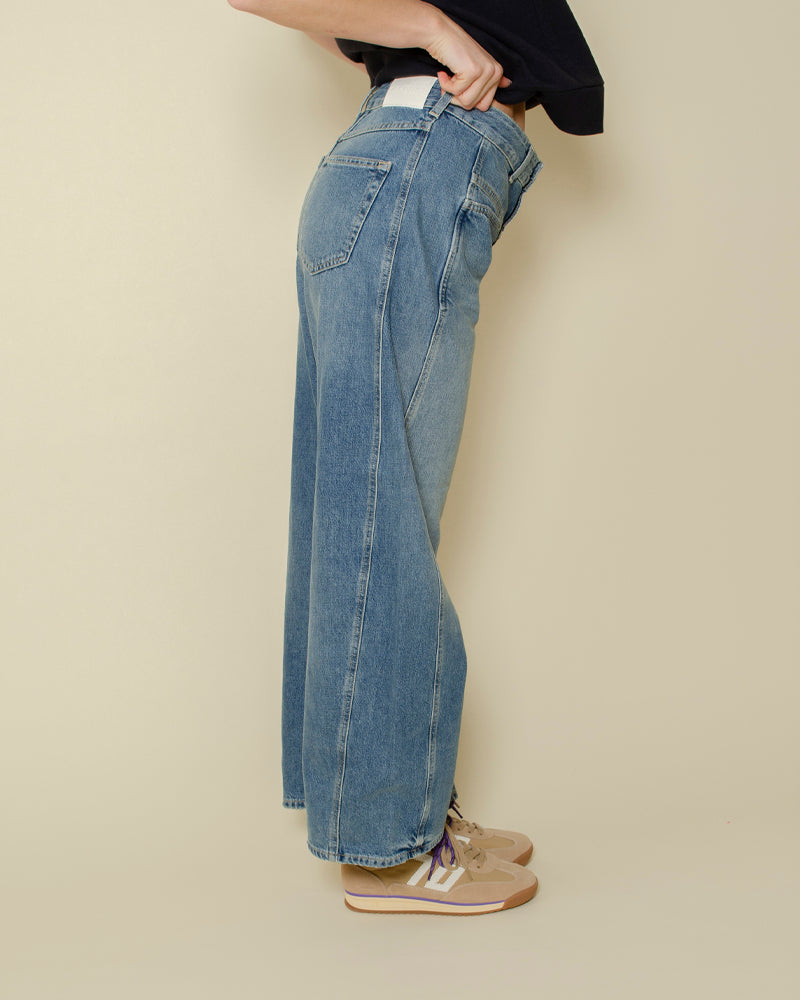Jean tori x closed women