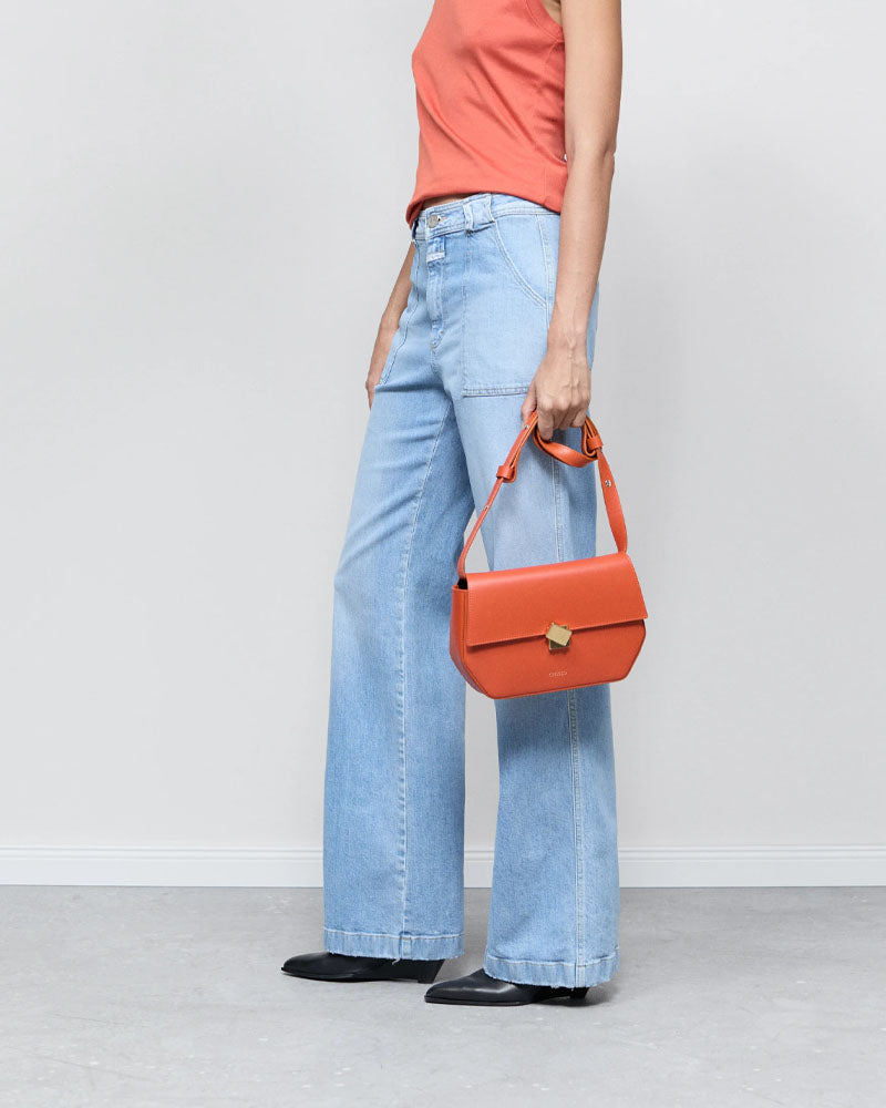 Jean aria closed women