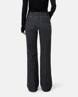 Jean gillan closed women