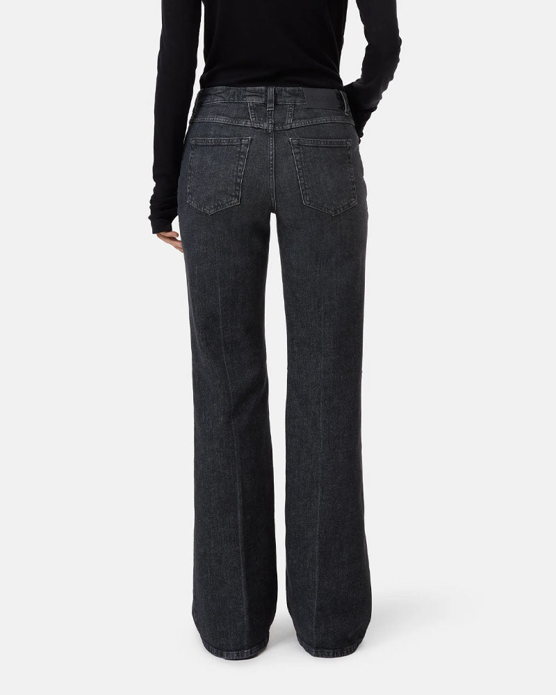 Jean gillan closed women