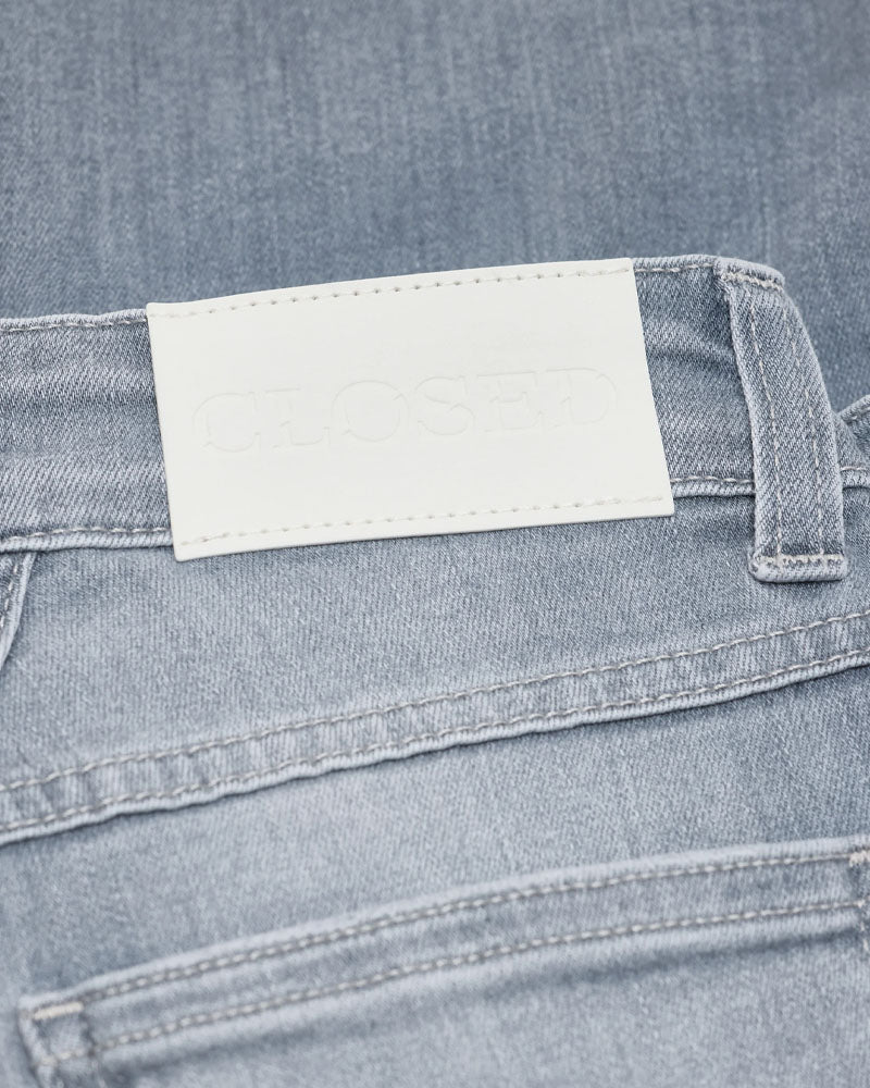 Jean pedal pusher closed women