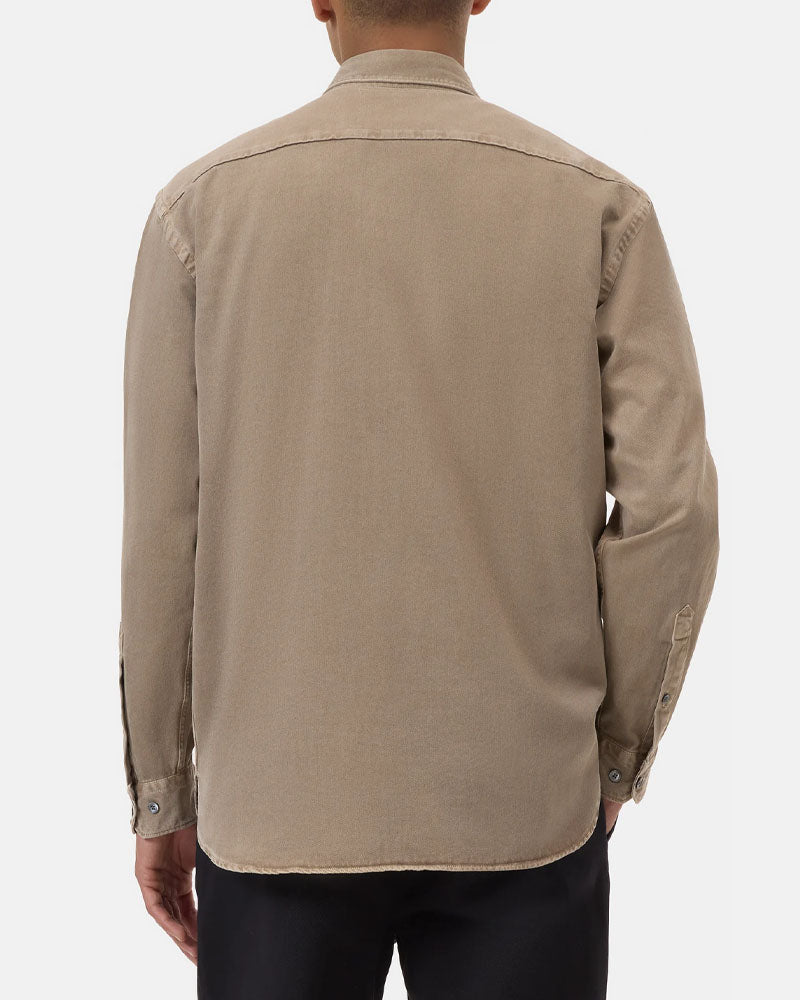 Chemise closed