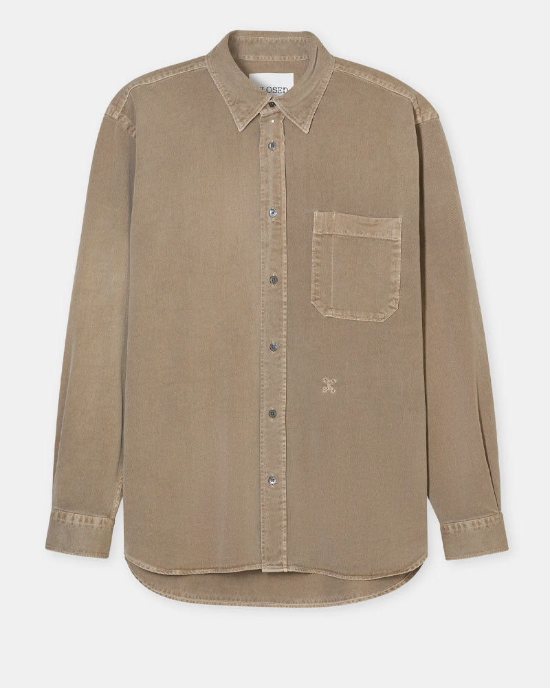 Chemise closed