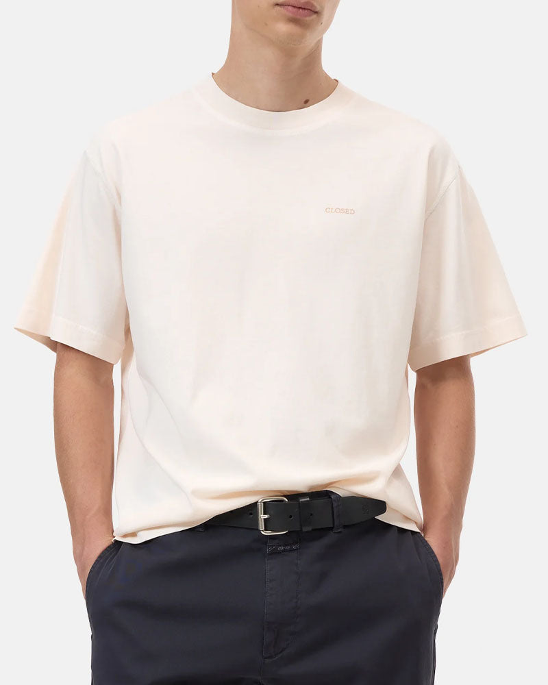 Tee shirt closed