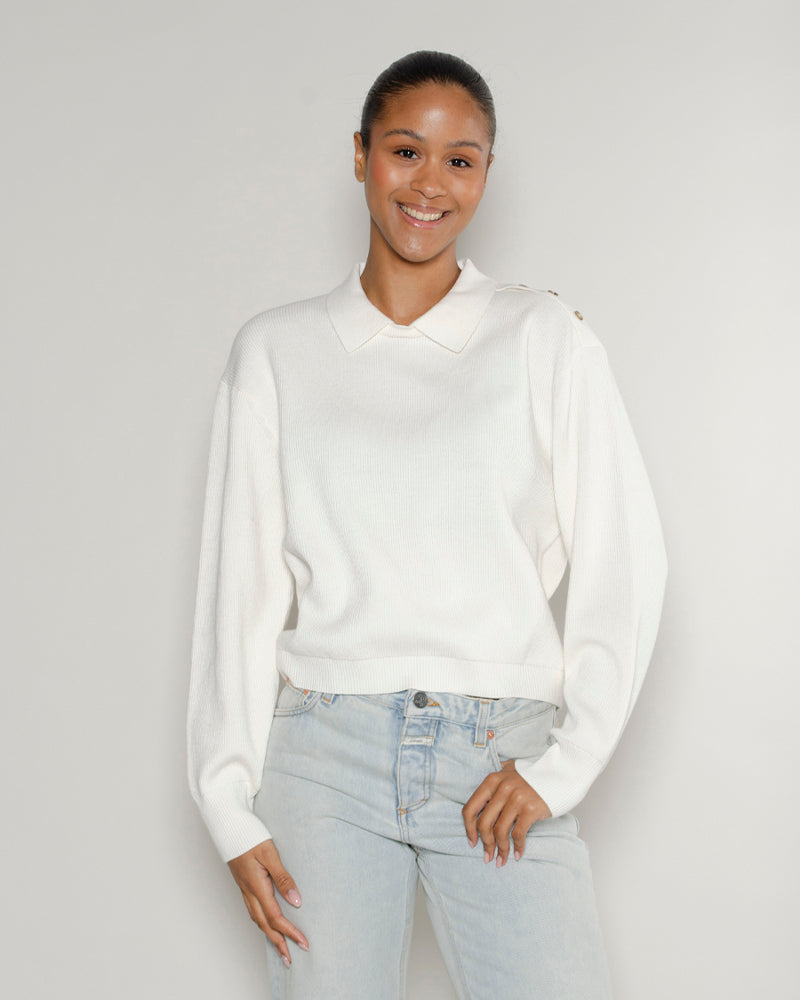 Pull closed women