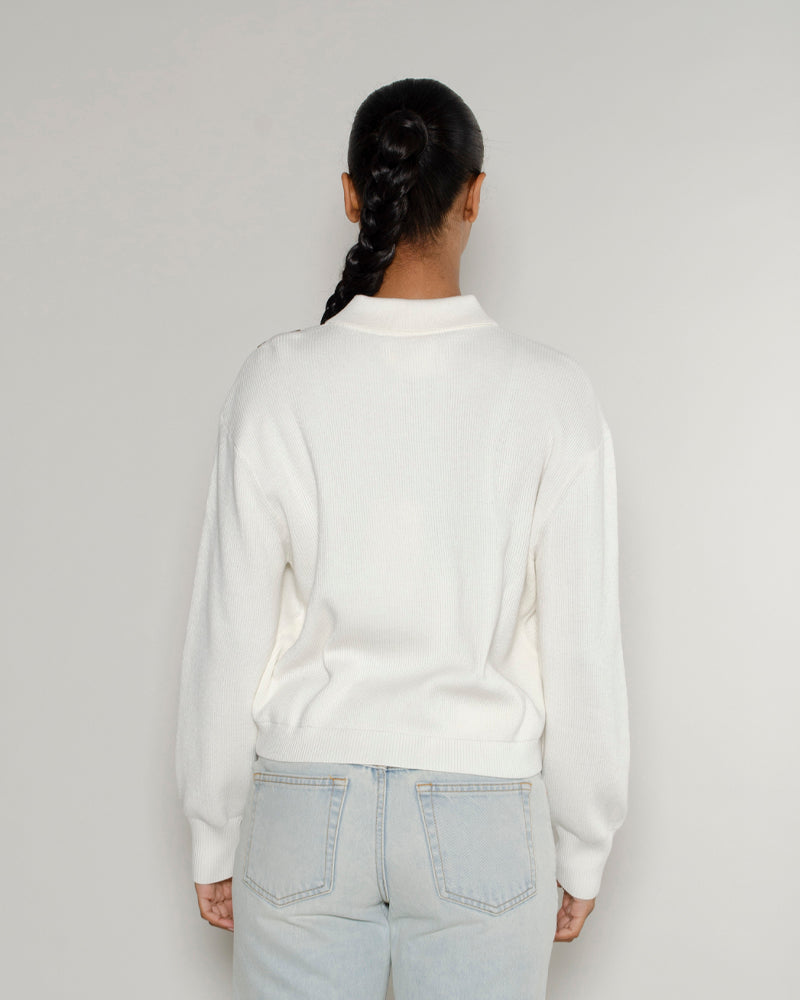 Pull closed women
