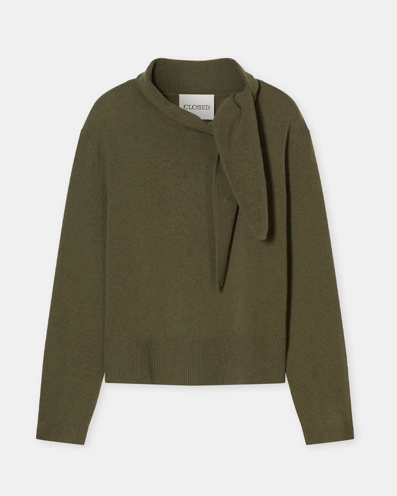Pull closed women